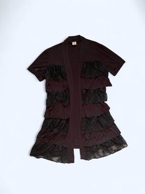 Y2K ruffled open front top with lace trim in black size L by Myth